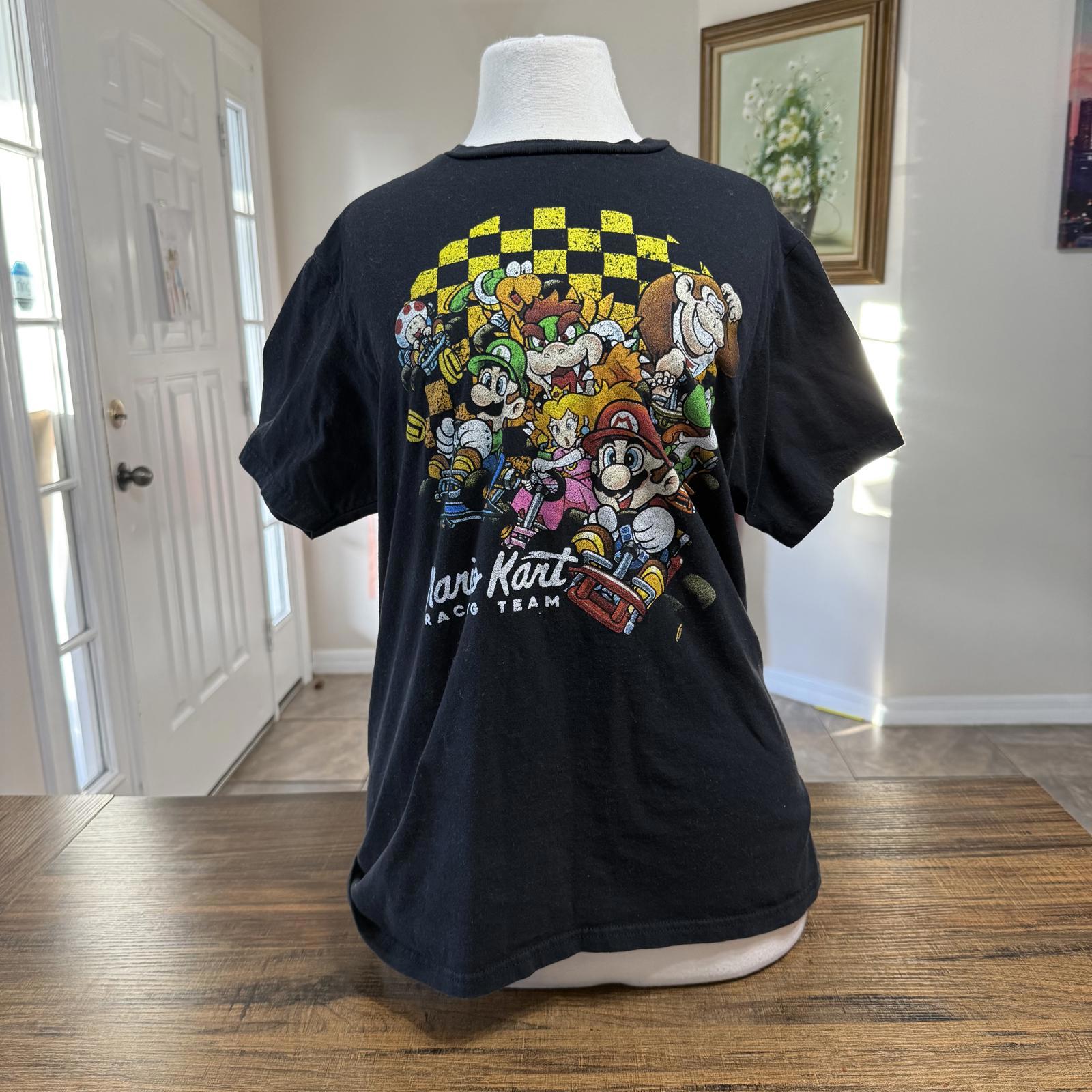 Mario Kart Racing Team Graphic T-Shirt Medium